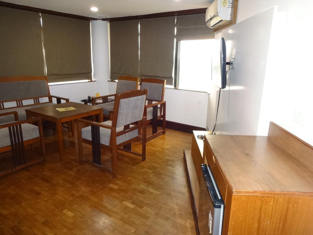 Keys Select By Lemon Tree Hotels, Malabar Gate, Kozhikode Exterior foto