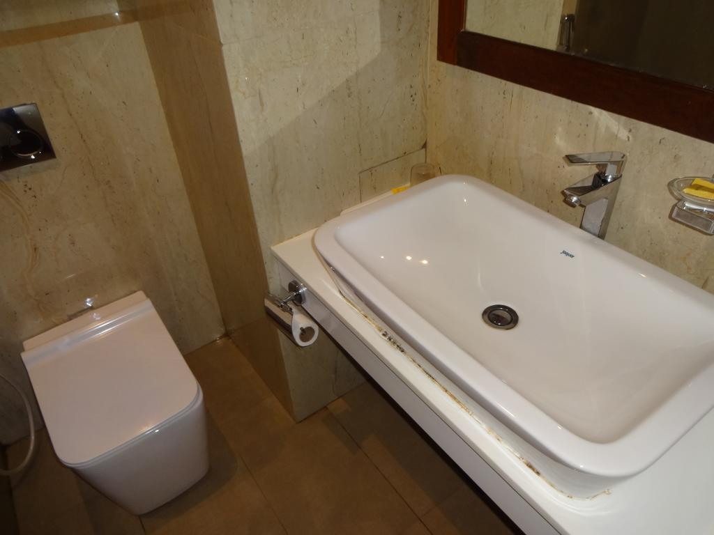 Keys Select By Lemon Tree Hotels, Malabar Gate, Kozhikode Exterior foto