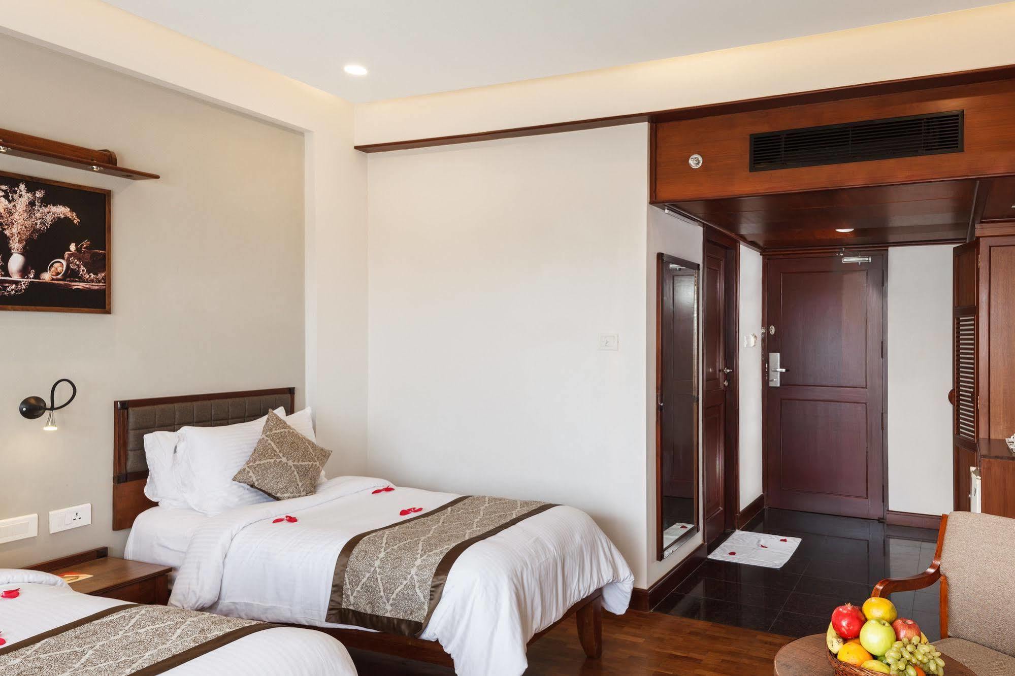 Keys Select By Lemon Tree Hotels, Malabar Gate, Kozhikode Exterior foto