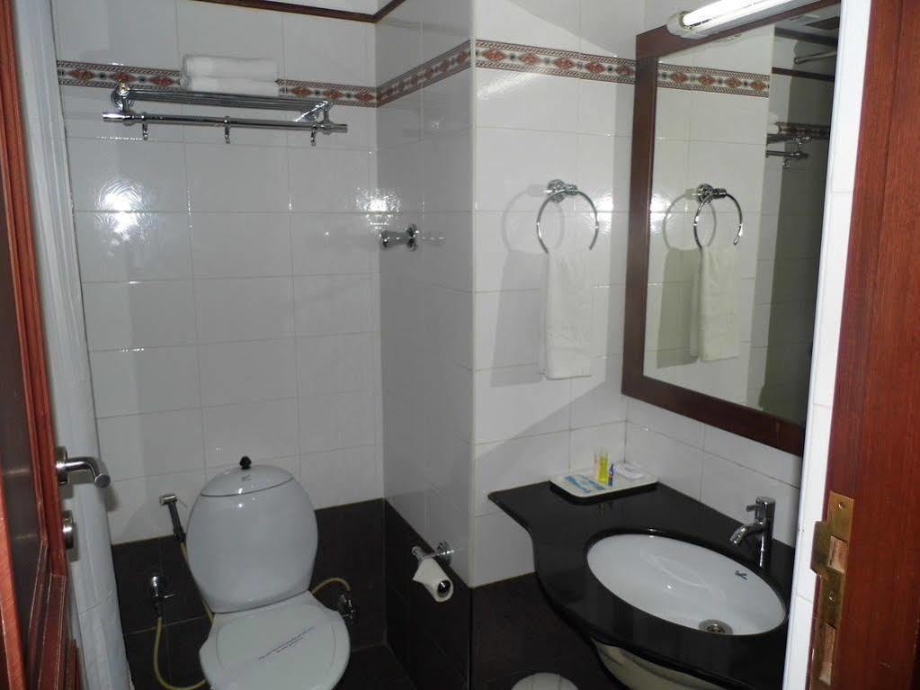 Keys Select By Lemon Tree Hotels, Malabar Gate, Kozhikode Exterior foto