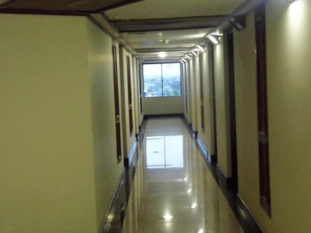 Keys Select By Lemon Tree Hotels, Malabar Gate, Kozhikode Exterior foto
